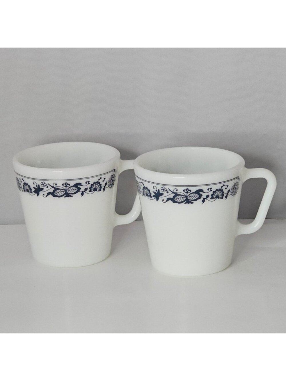 3 Corelle Old Town Blue Mugs by Pyrex Vintage Milk Glass Coffee Cups blue onion